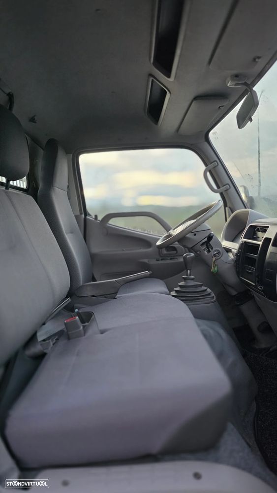 Toyota Dyna 3.0D4D Basculante - 11