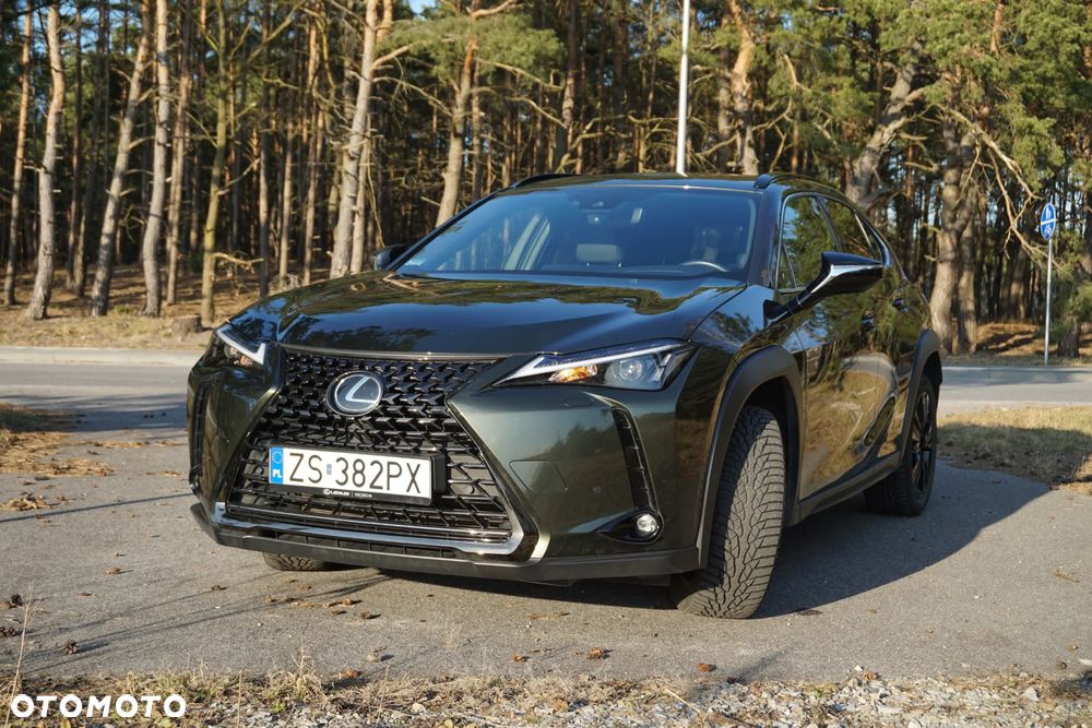 Lexus UX - 6
