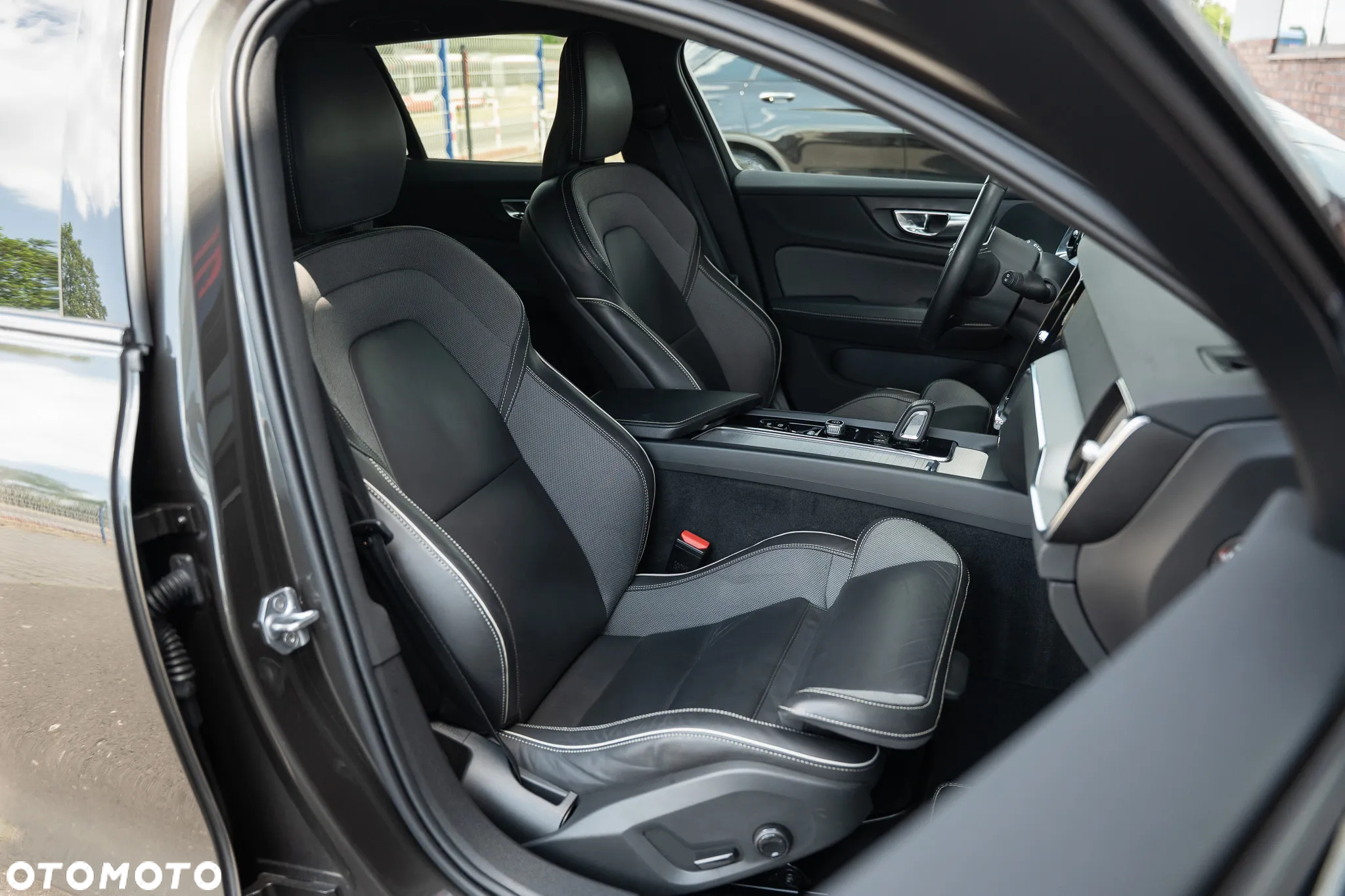 Volvo V60 B5 B Geartronic RDesign - 21