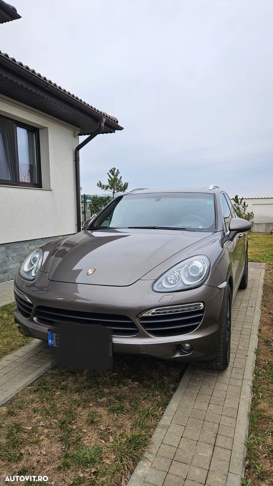 Porsche Cayenne - 6