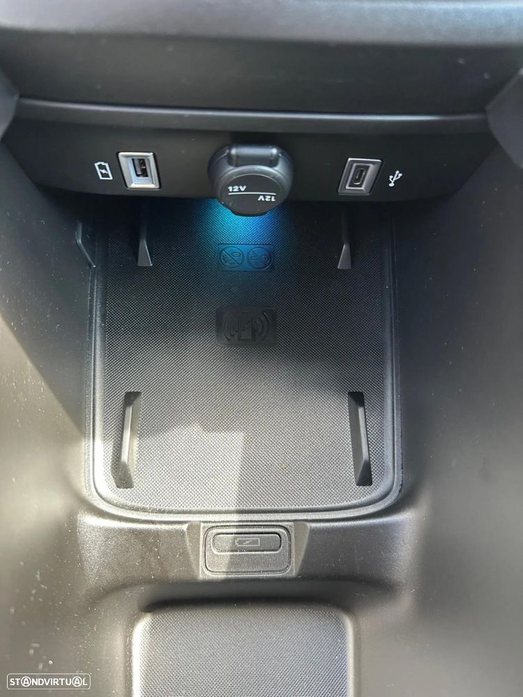 Jeep Avenger 54 kWh Summit - 29