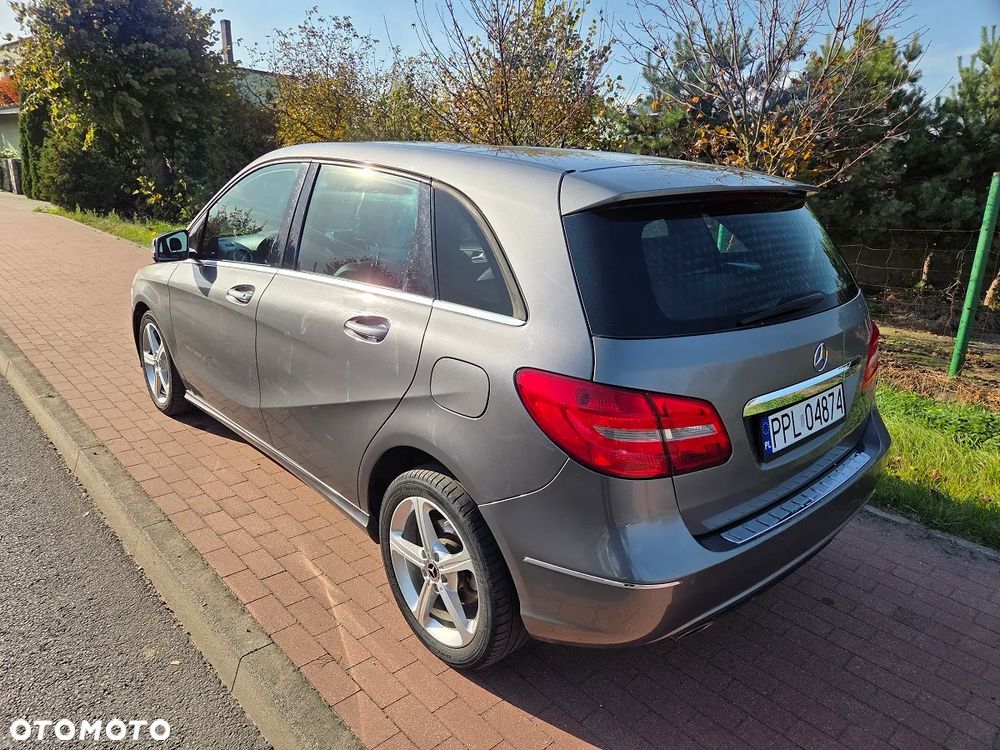 Mercedes-Benz B-Class 2012 photo 4
