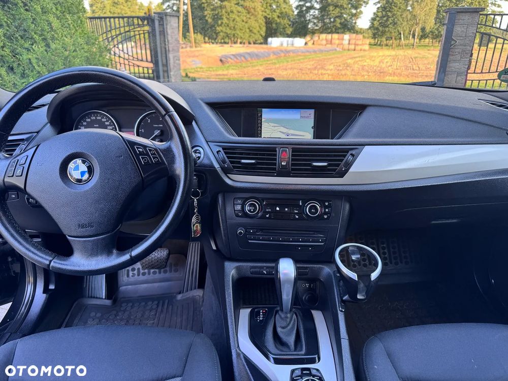 BMW X1 sDrive18d - 28