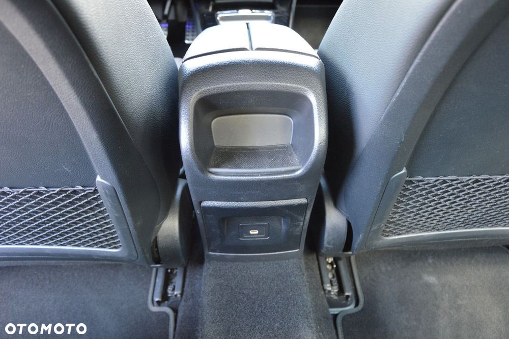 Mercedes-Benz CLA 200 mHEV AMG Line 7G-DCT - 18