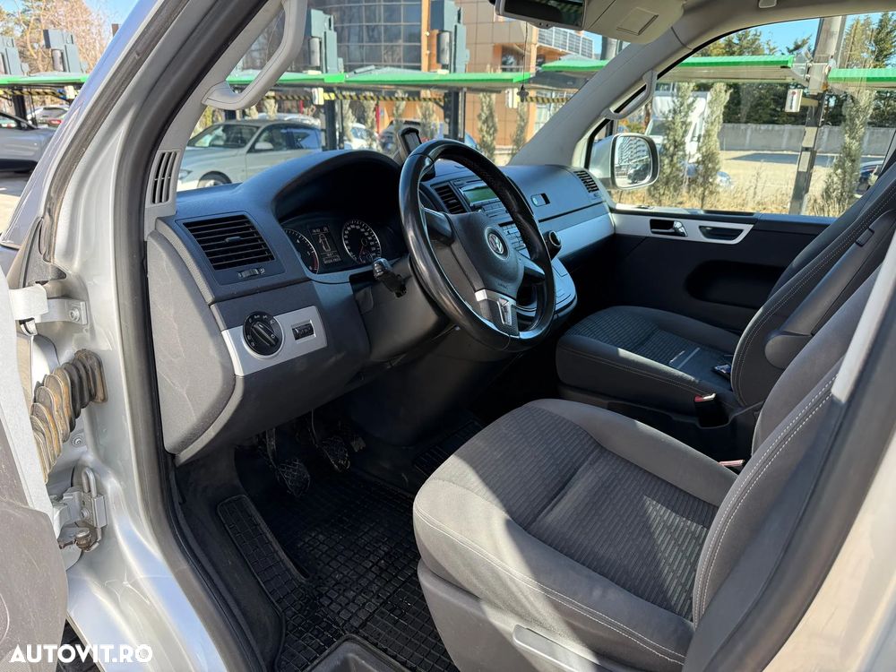 Volkswagen Multivan - 6