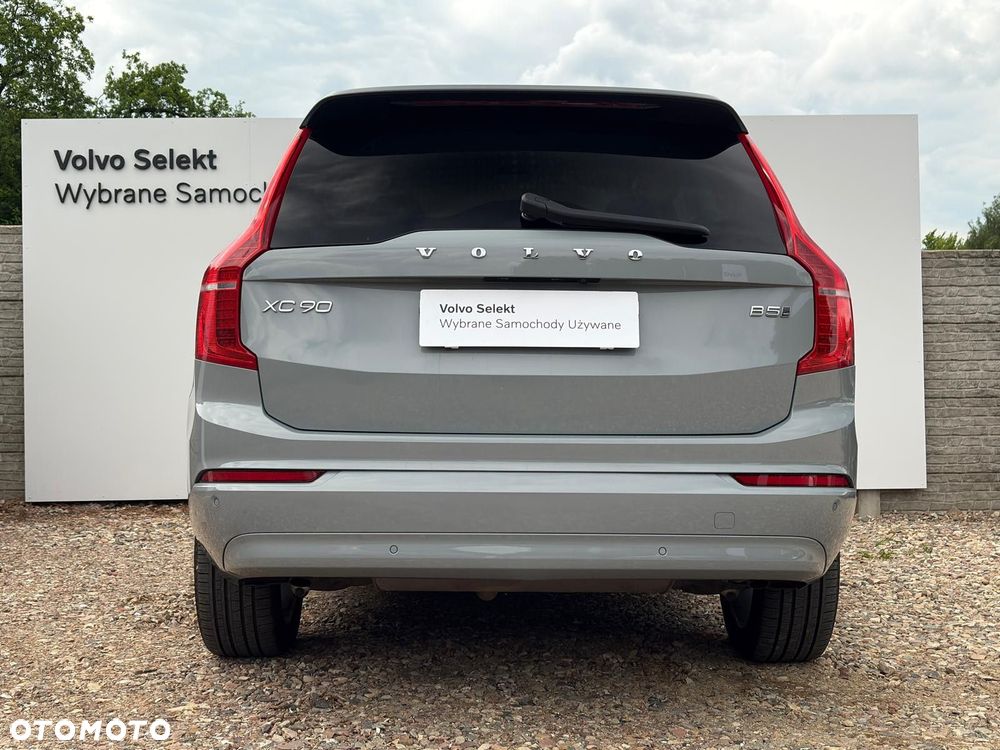 Volvo XC 90 - 7