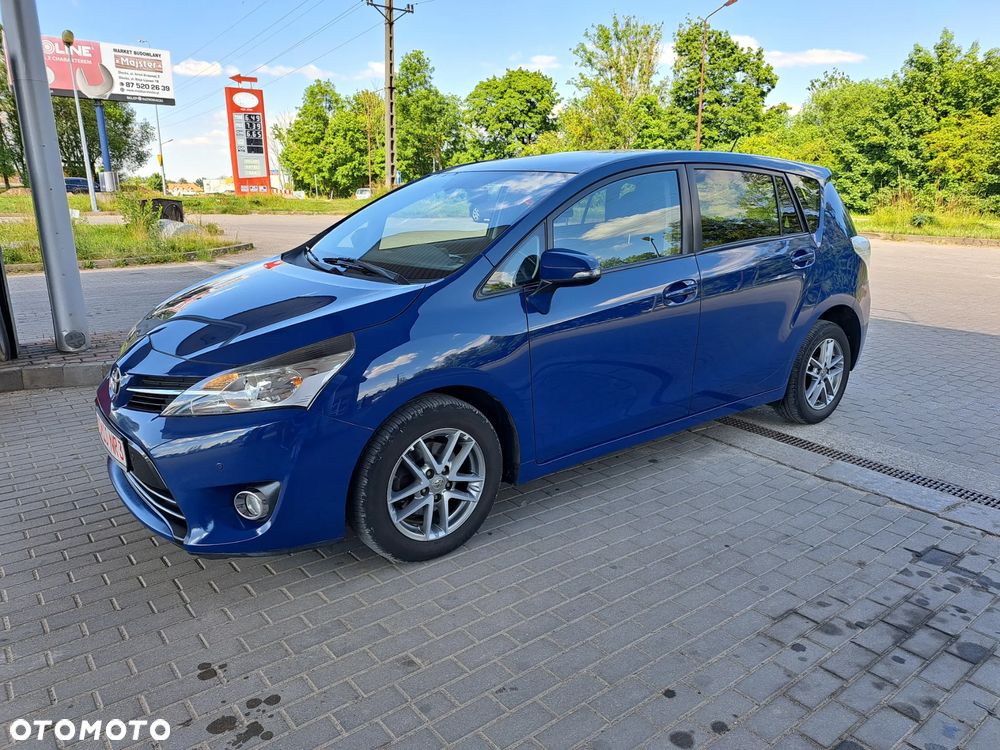 Toyota Verso - 7