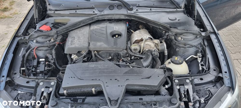 BMW Seria 1 114i - 10