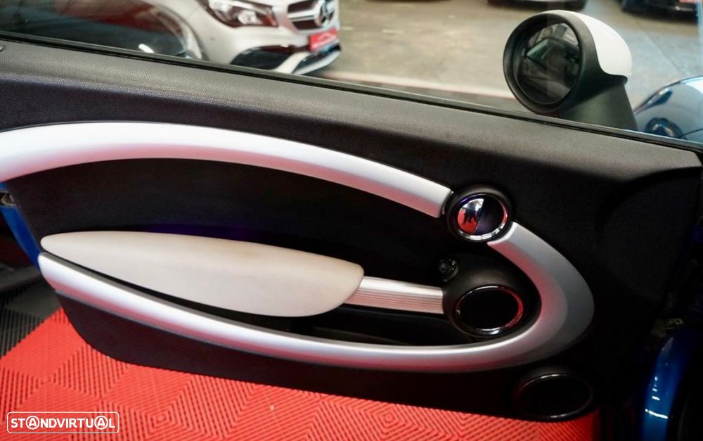 MINI 3 Portas Cooper SD - 13