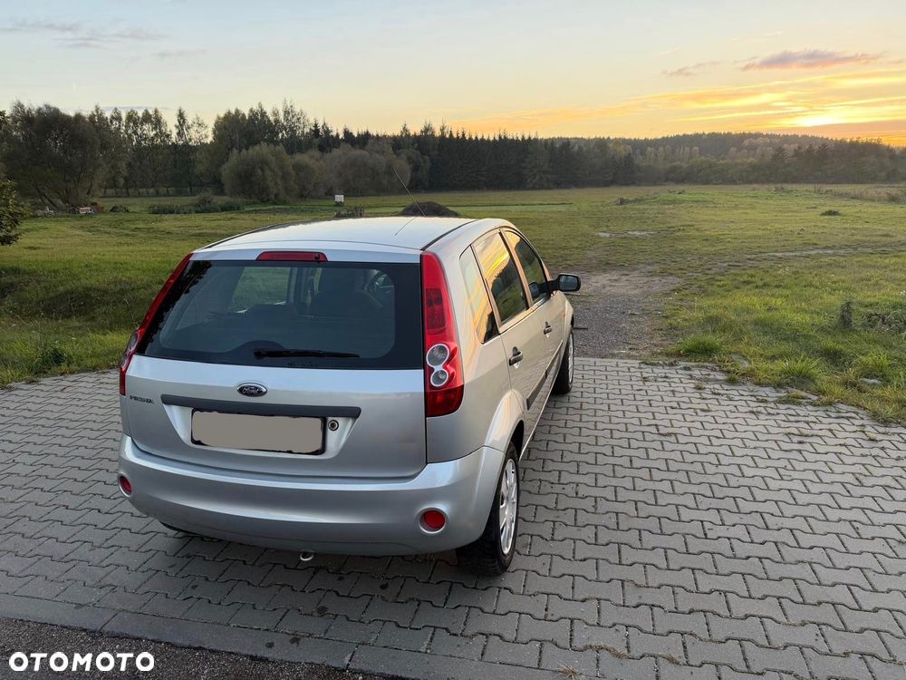 Ford Fiesta 1.4 Ambiente - 4