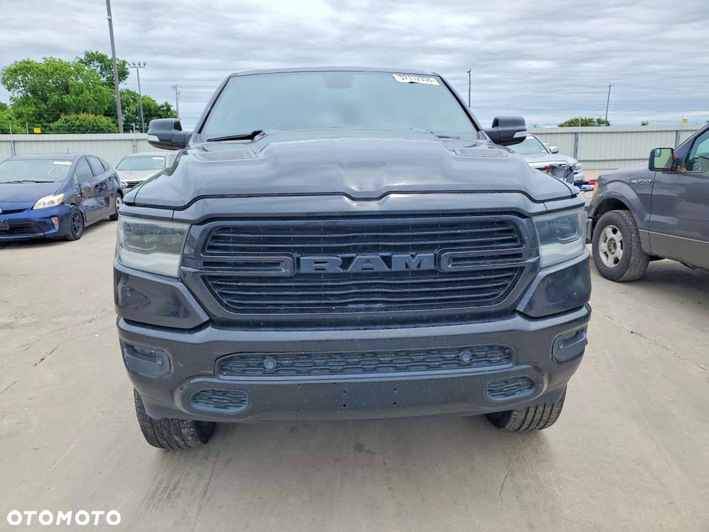 RAM 1500 5.7 Crew Cab Laramie - 6