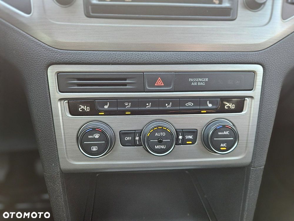 Volkswagen Golf Sportsvan 1.4 TSI (BlueMotion Technology) Highline - 29