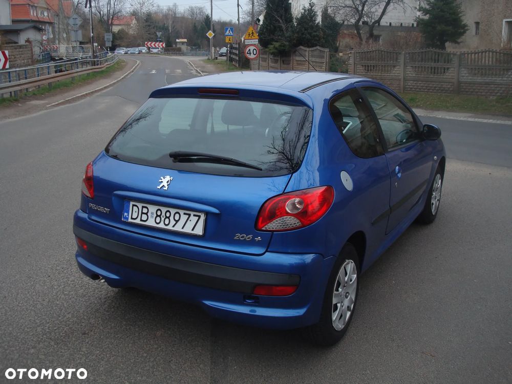 Peugeot 206 plus - 11