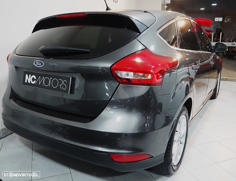Ford Focus 1.5 TDCi Titanium - 9