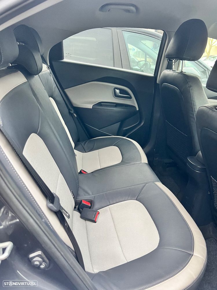 Kia Rio 1.2 CVVT Urban - 11