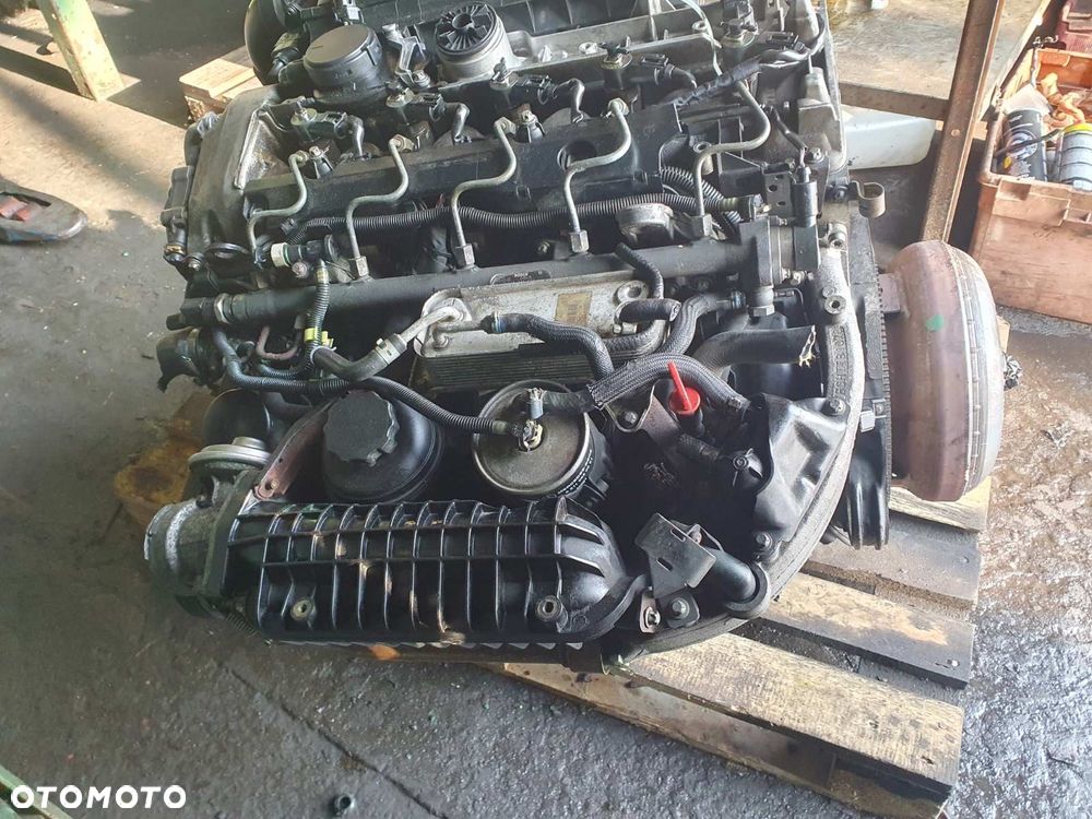 SILNIK MERCEDES C-KLASA E-KLASA W210 2.7 TDI - 4