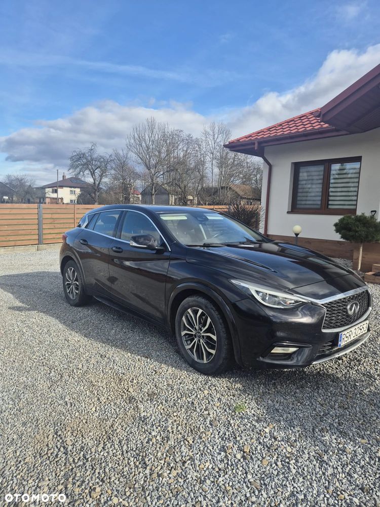 Infiniti Q30 1.5d DCT Premium - 7