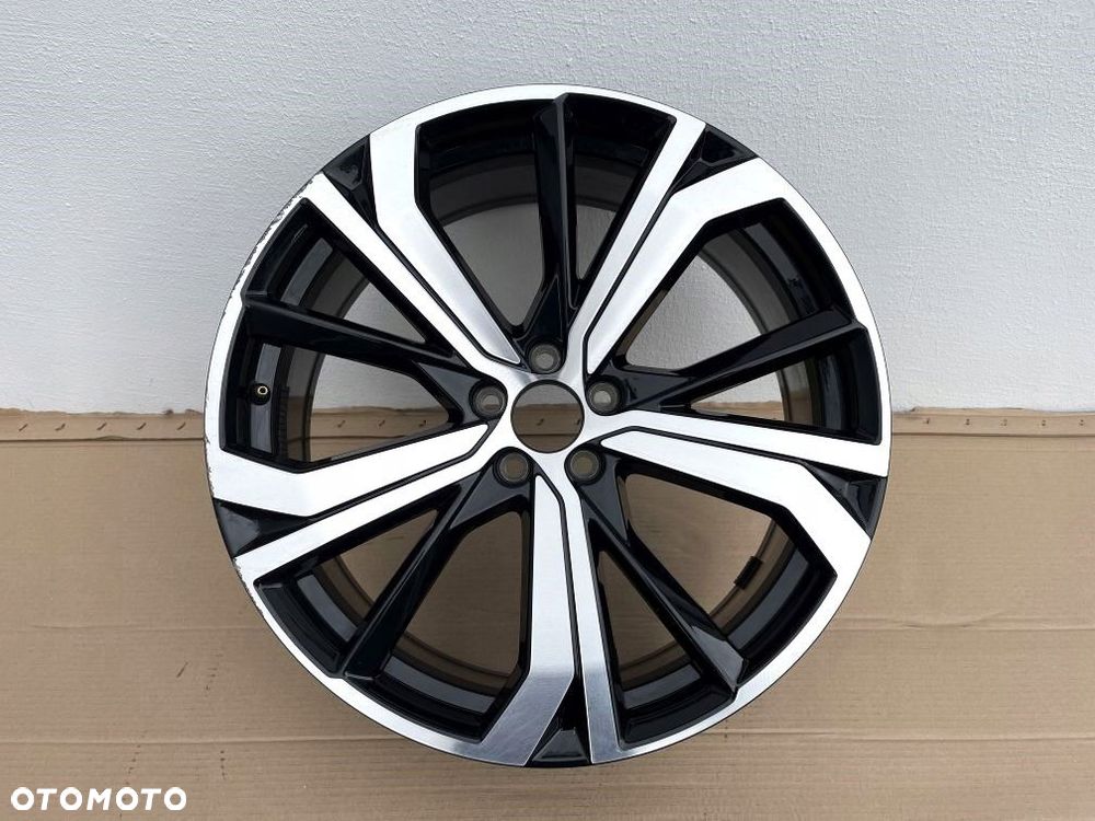 FELGA VOLVO XC60 II 8,5J 21 ET49,5 32271573 - 1