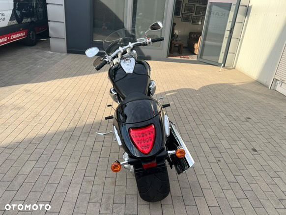 Suzuki Boulevard - 10