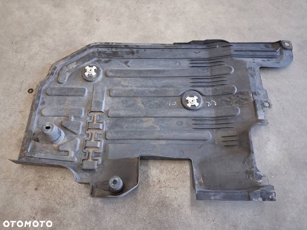 OSŁONA PODWOZIA PRAWA VOLVO XC60 II 31420483 - 2