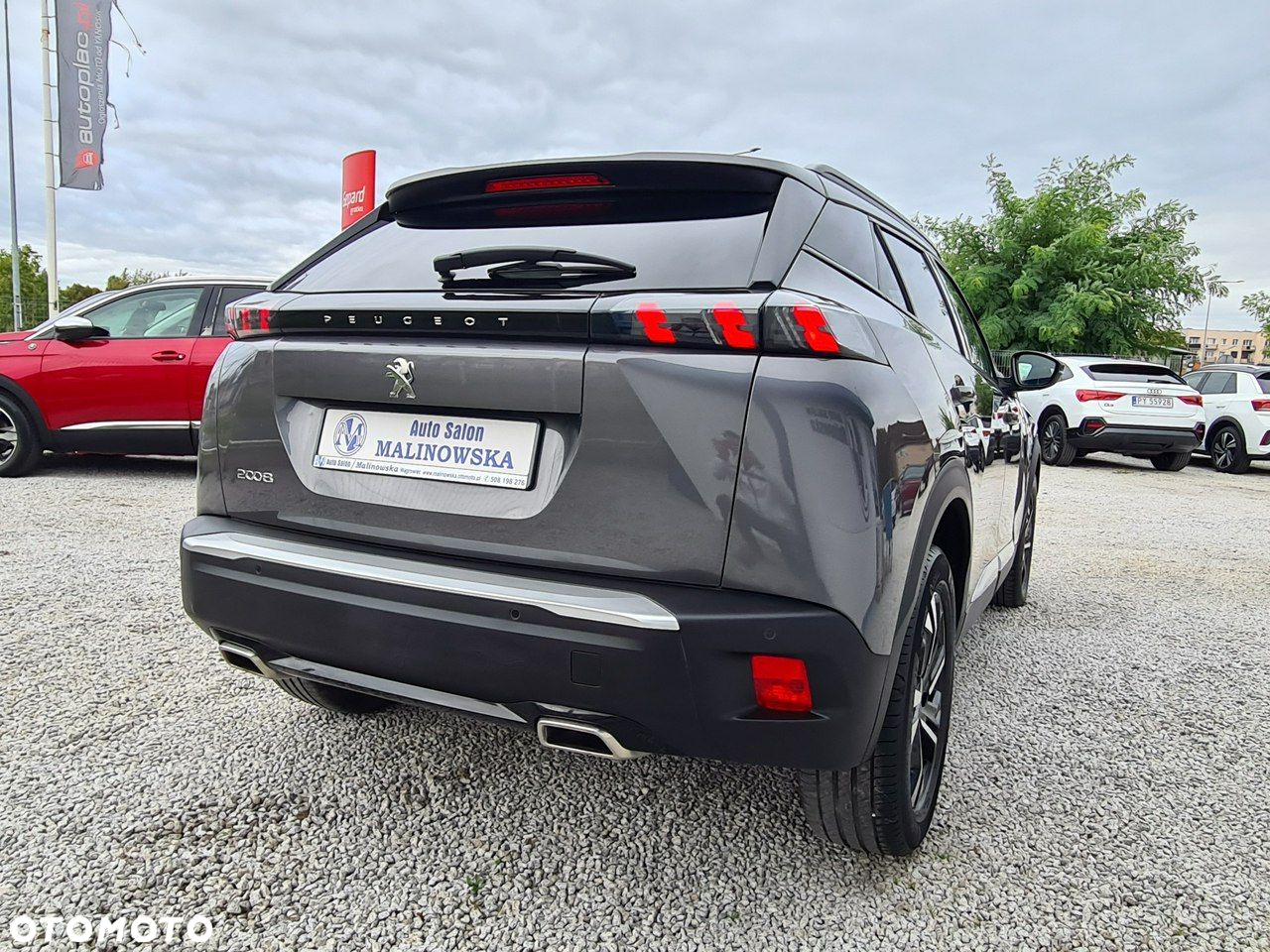 Peugeot 2008 1.2 PureTech Allure S&S - 10