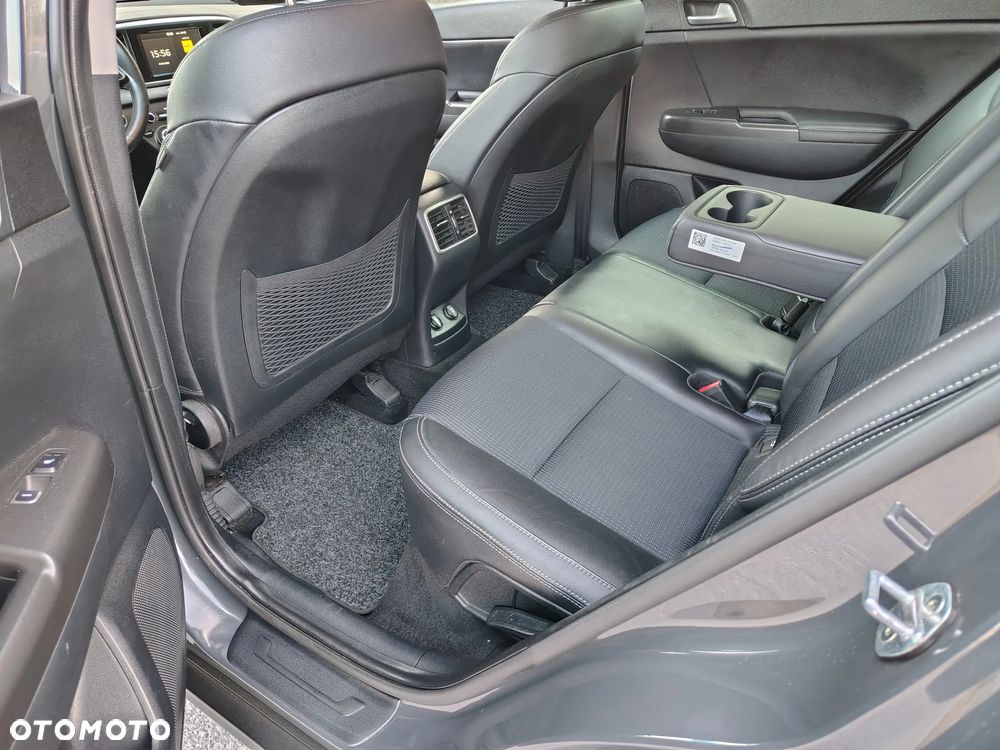 Kia Sportage 1.6 GDI L Business Line Plus 2WD - 6