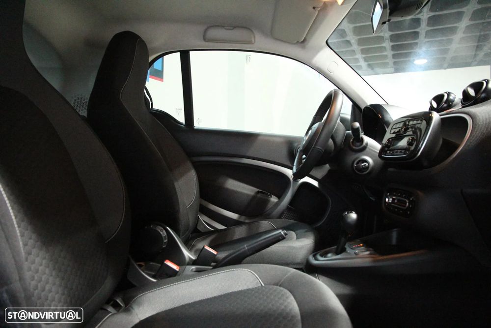 Smart ForTwo Coupé EQ passion - 8