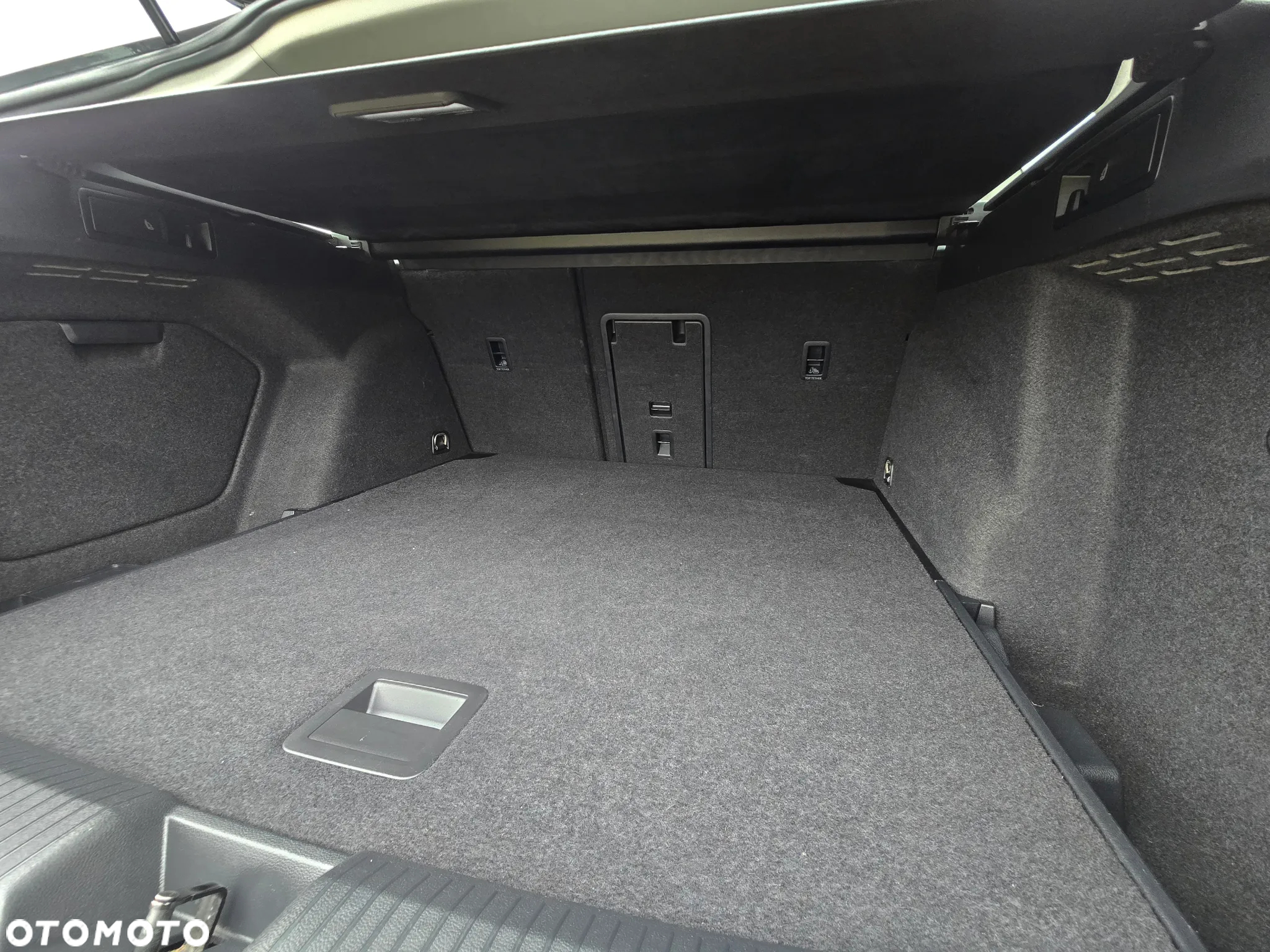 Volkswagen Golf - 26