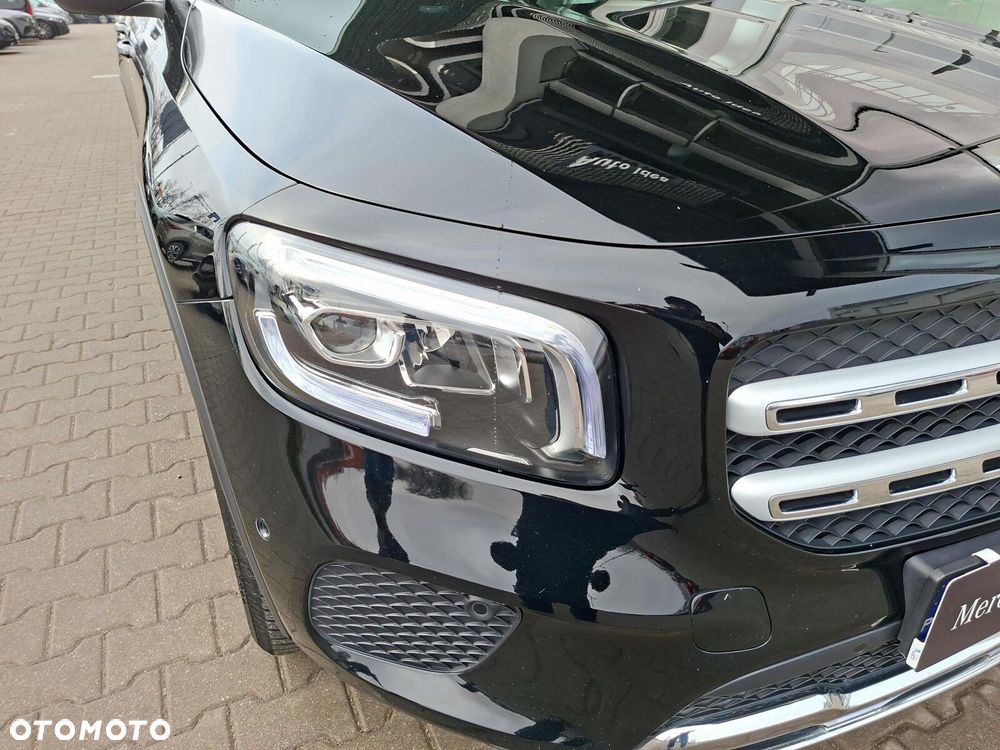 Mercedes-Benz GLB 200 Progressive 7G-DCT - 11