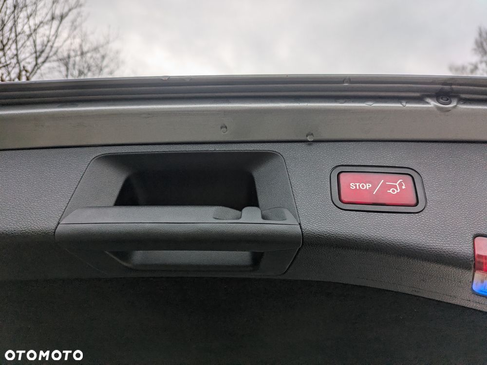 Mercedes-Benz Klasa E 250 CDI 4Matic 7G-TRONIC Avantgarde - 24