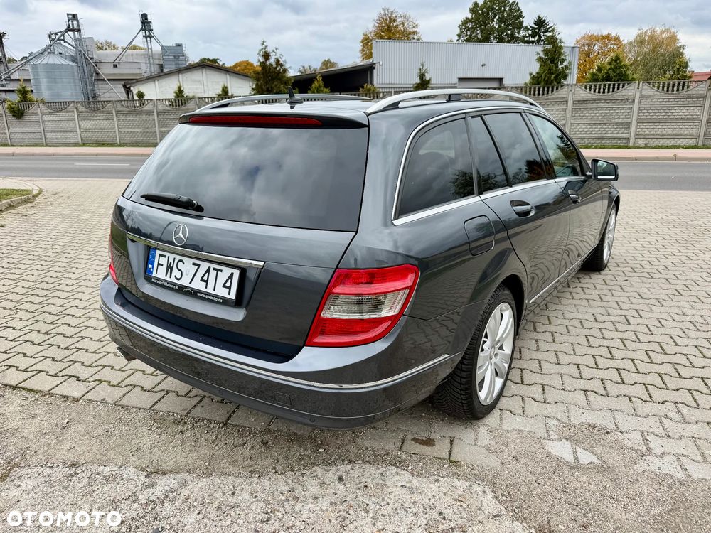 Mercedes-Benz Klasa C 250 CGI T Automatik BlueEFFICIENCY Avantgarde - 5