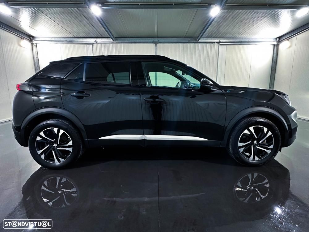 Peugeot e-2008 50 kWh GT - 12