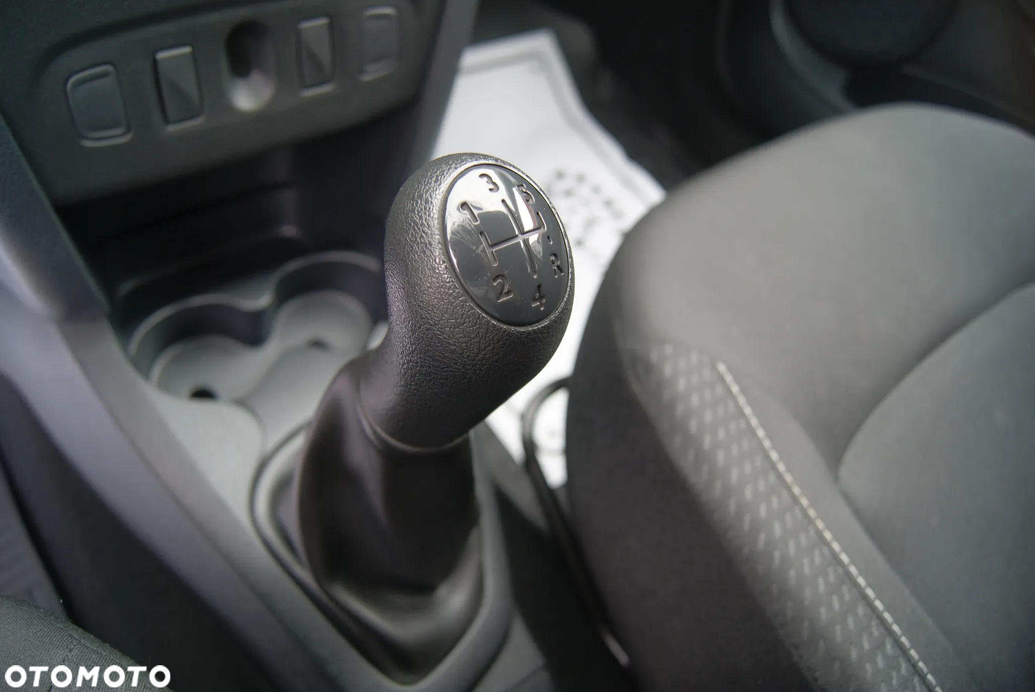 Dacia Sandero 1.0 SCe Access - 26