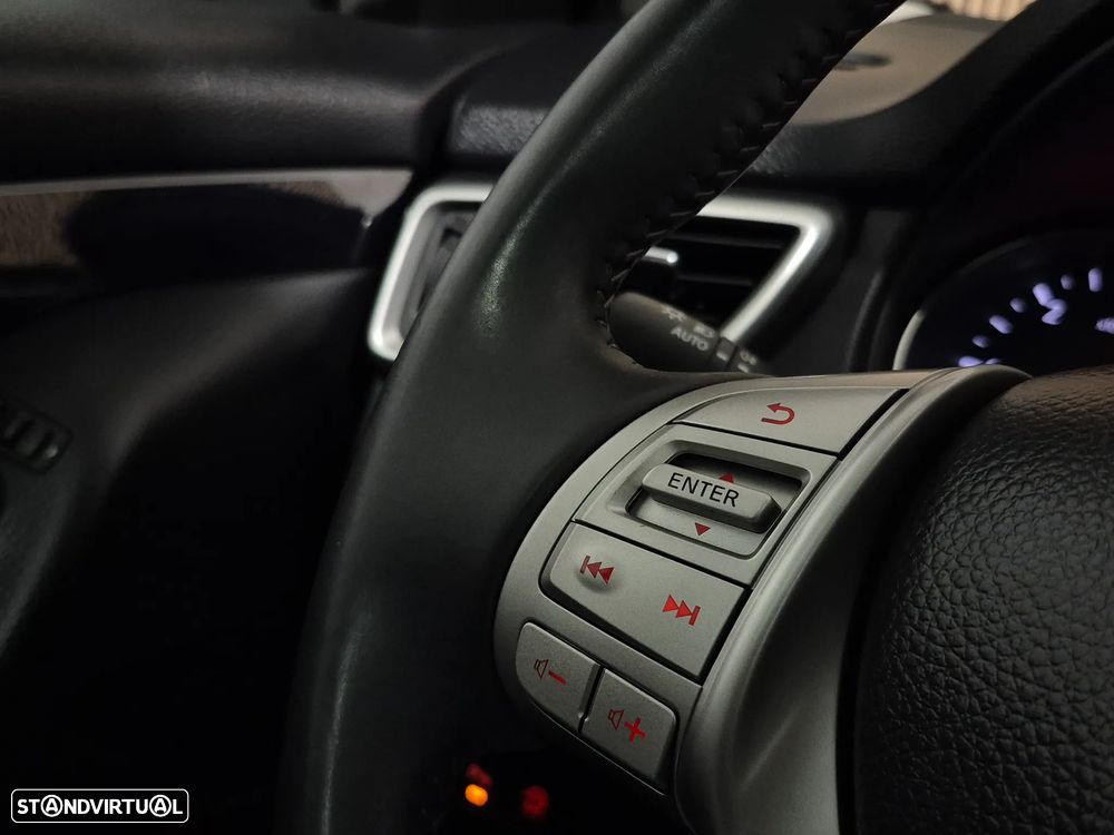 Nissan Qashqai 1.6 dCi Tekna Premium 17 Pele S P.Preta - 18