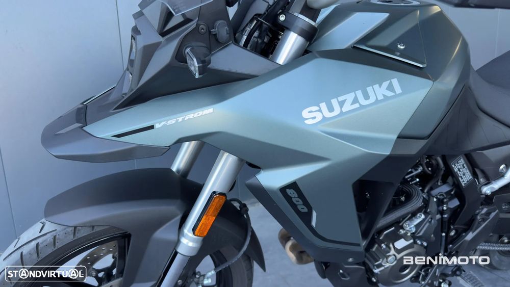 Suzuki DL 800 - 15
