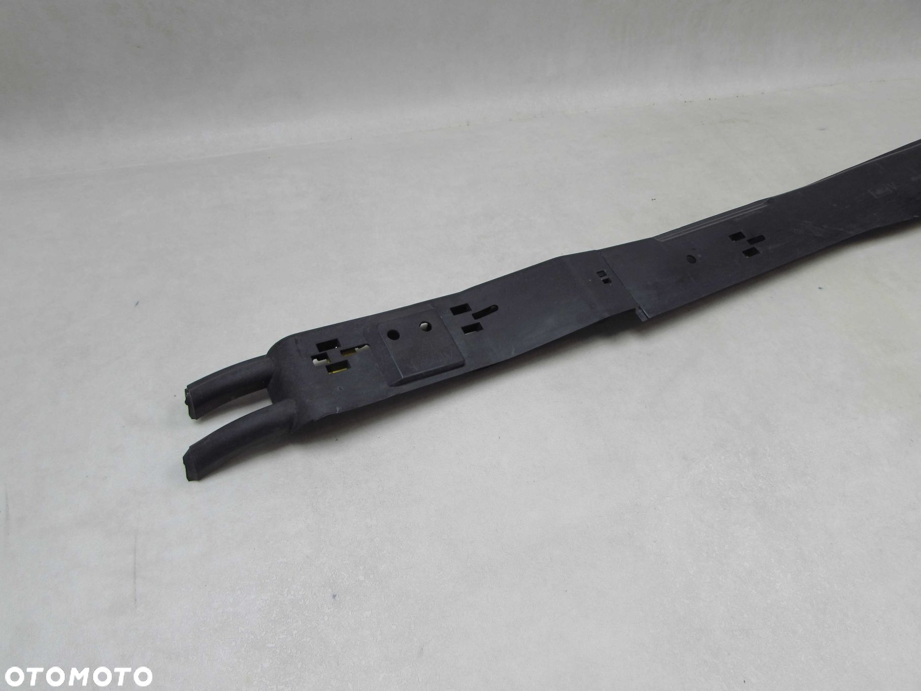 VOLVO S80 V70 OSLONA PROWADNICA PRZEWODOW PALIWA PODWOZIA 6G91-9E312-BC 6G91-9S282-D 6G91-9E312-AB - 2