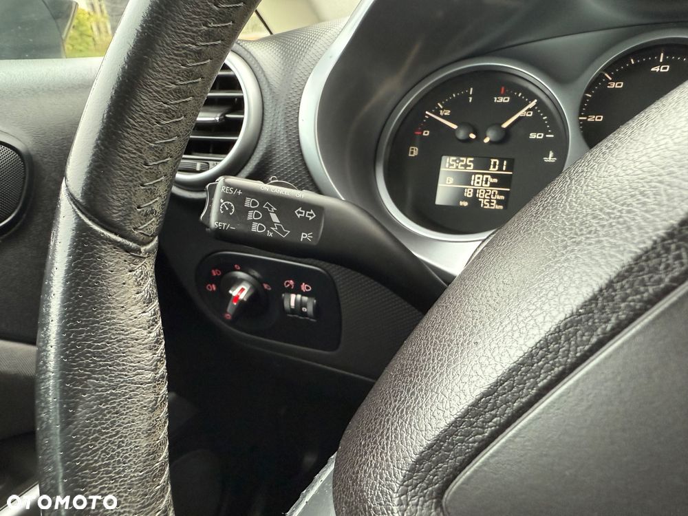 Seat Leon 1.6 TDI DPF DSG Sport - 16