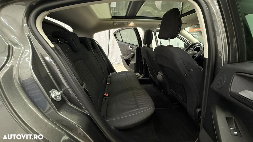 Ford Focus 1.5 EcoBlue Titanium Business - 20