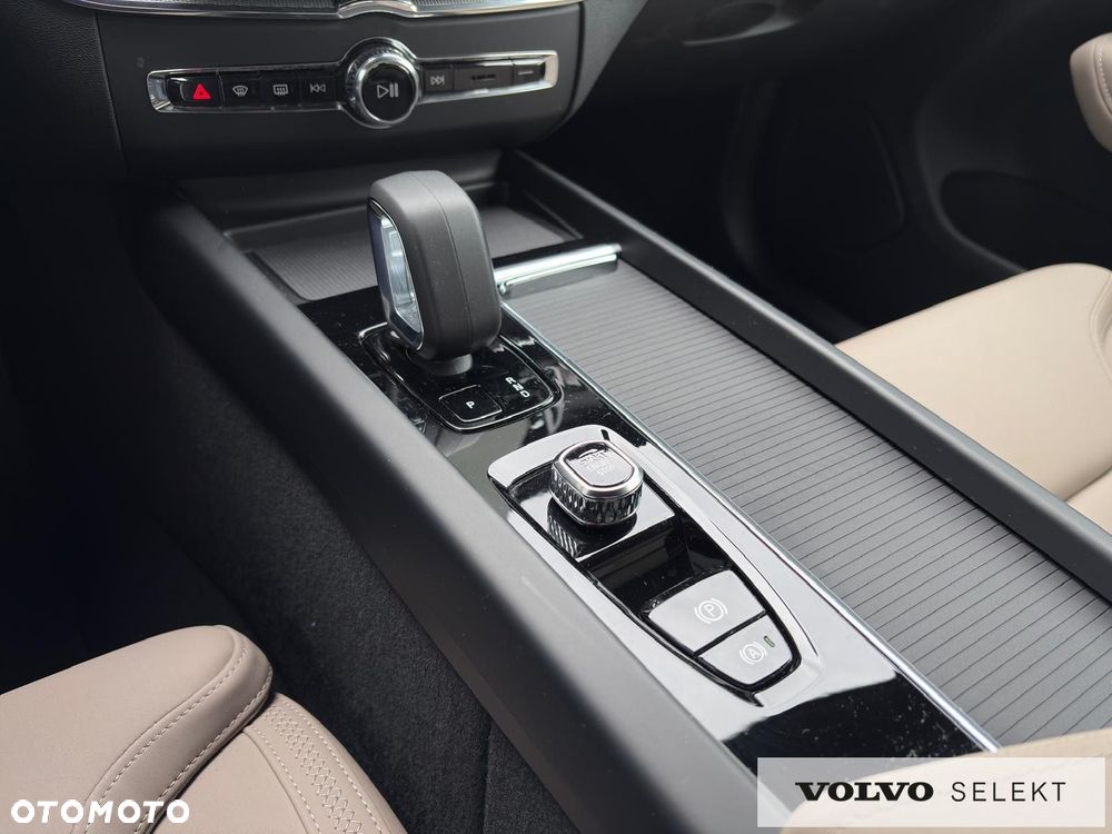 Volvo XC 60 - 34