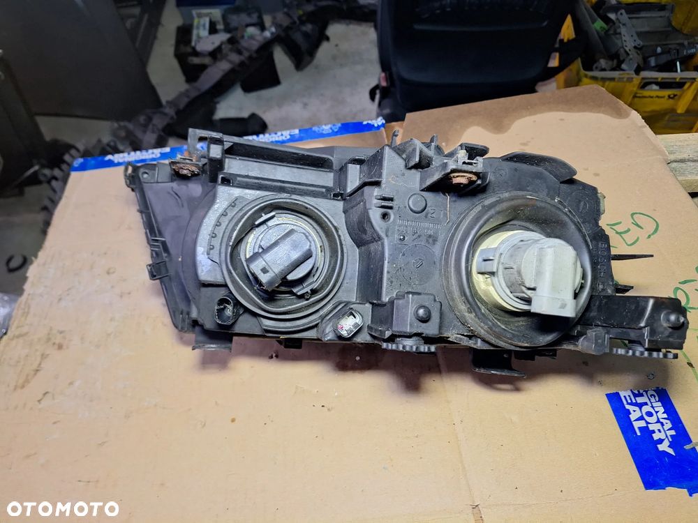 lampa przód prawa lub lewa  BMW E46 SEDAN 6902746 - 6