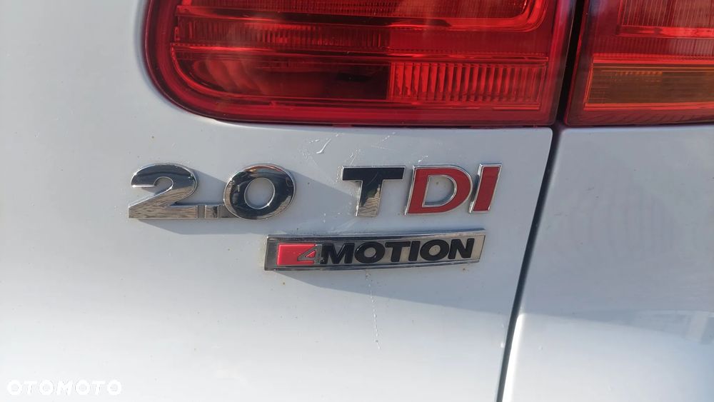 Volkswagen Tiguan 2.0 TDI 4Mot Perfectline R-Style DSG - 35