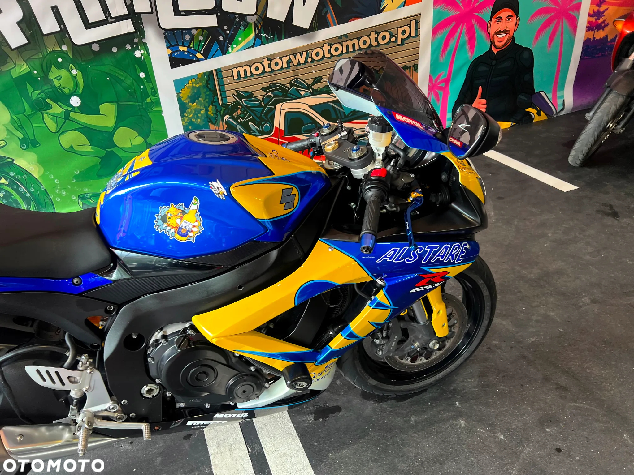 Suzuki GSX-R - 6