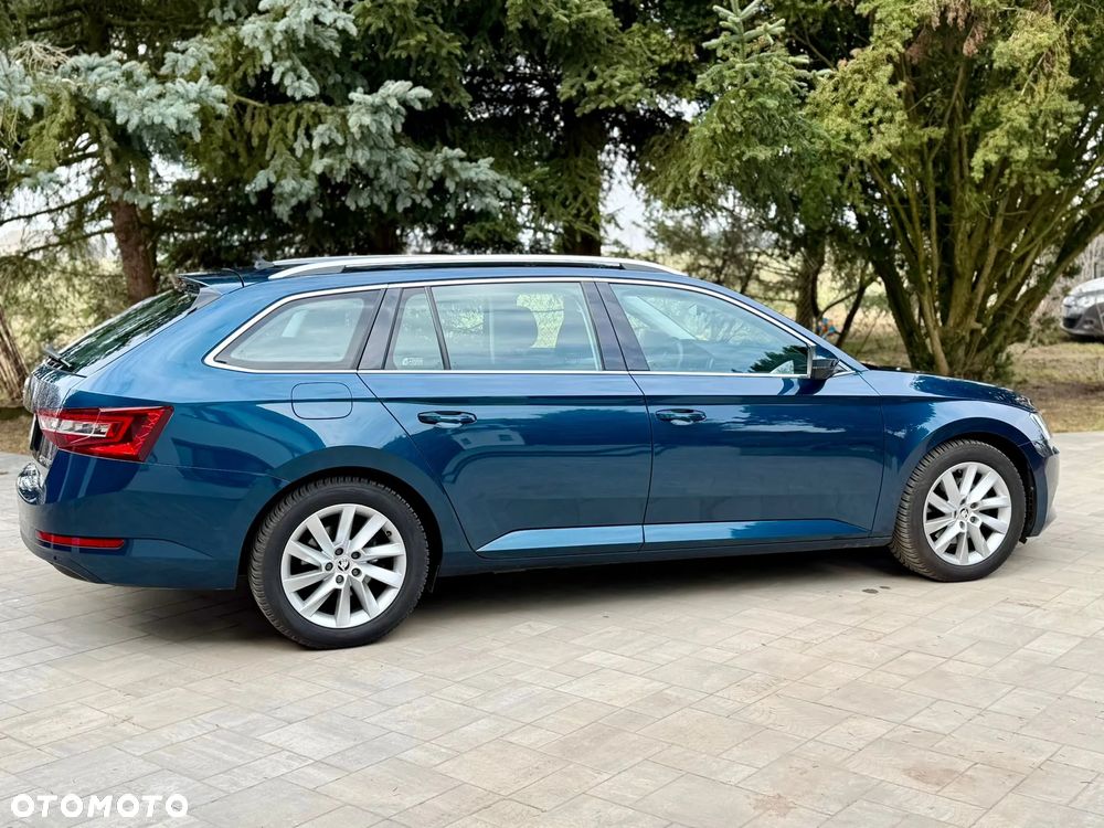 Skoda Superb 2.0 TDI Style DSG - 12