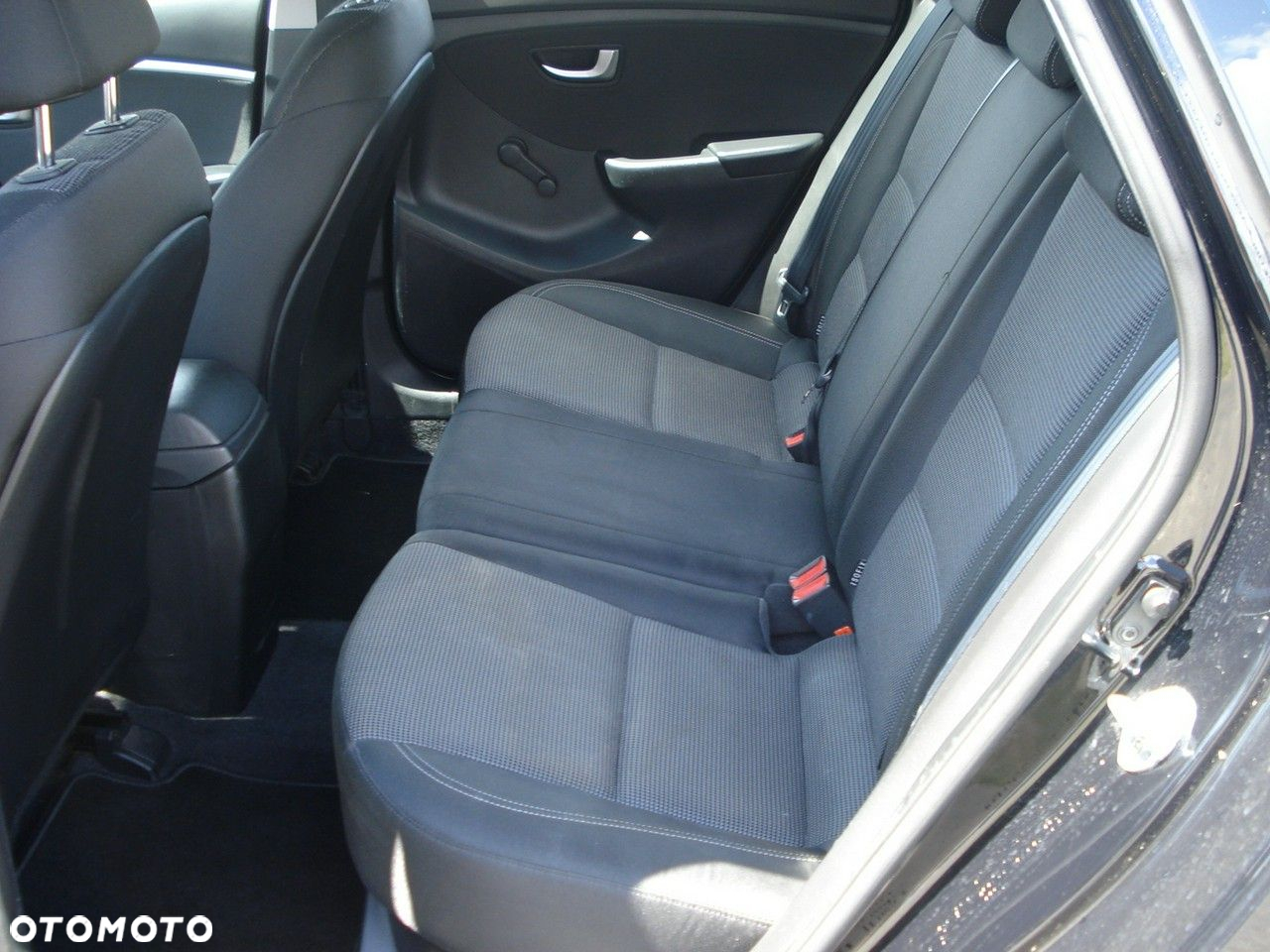 Hyundai i30 1.6 CRDi BlueDrive Comfort - 11