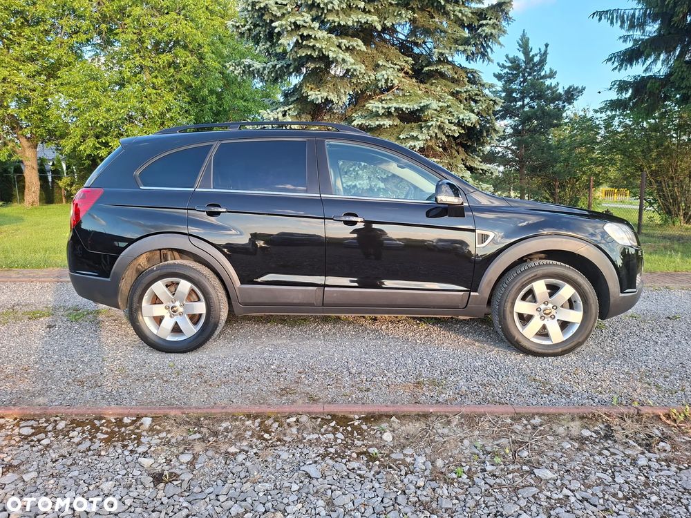 Chevrolet Captiva 2.4 4WD 7 Sitzer LT - 2