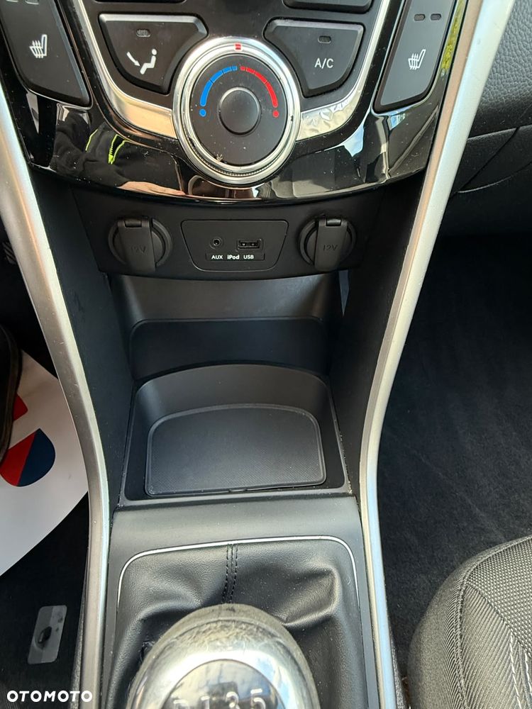 Hyundai i30 - 19