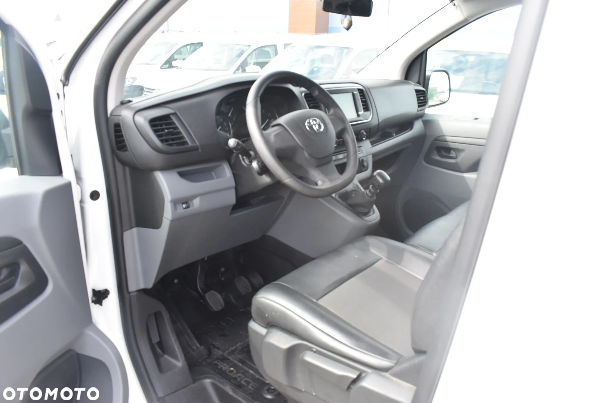 Toyota PROACE LONG 3,1T - 9