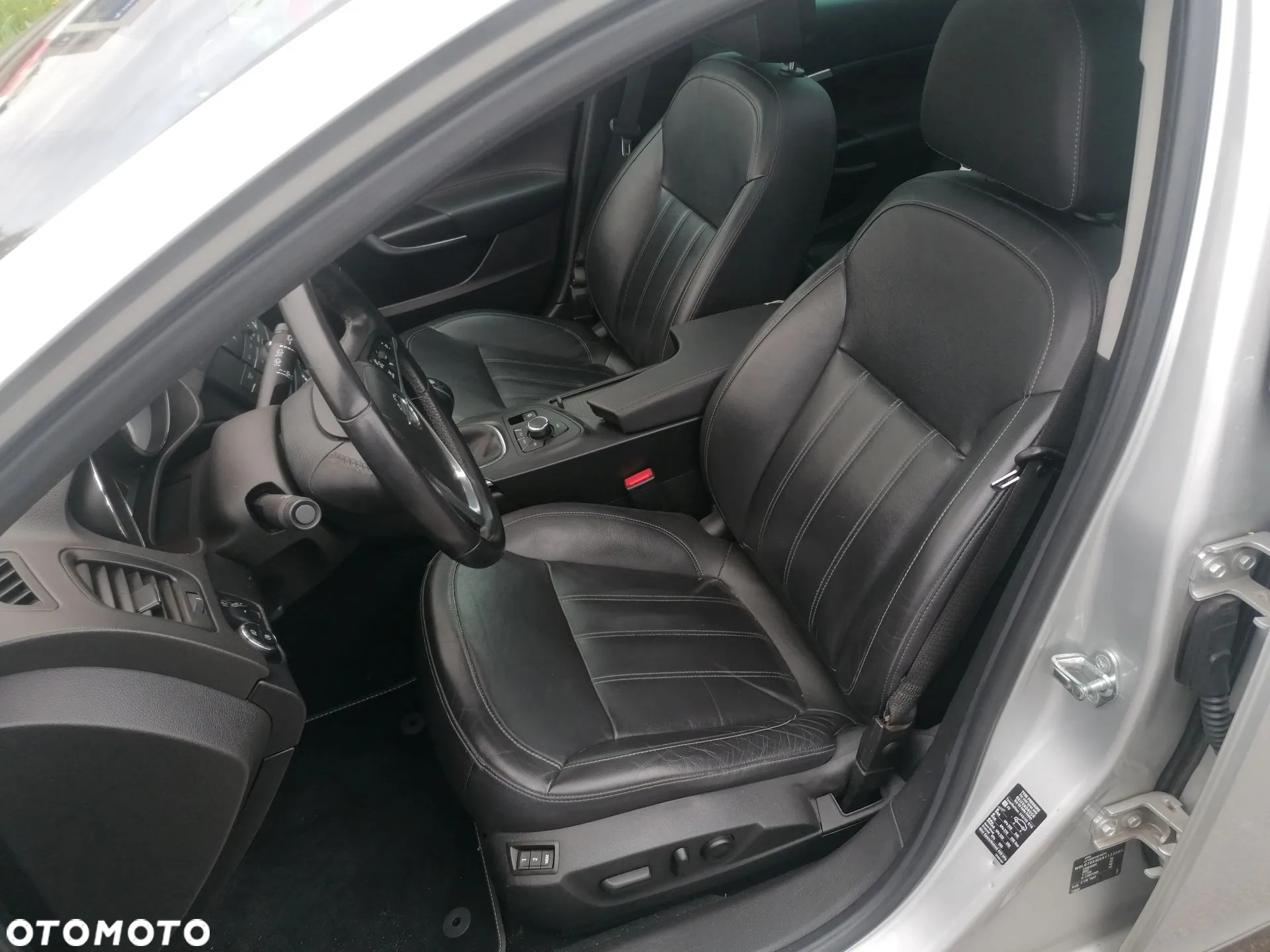 Opel Insignia 2.0 CDTI Executive S&S - 14
