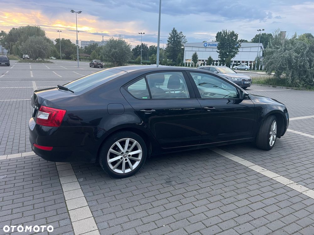 Skoda Octavia 1.6 TDI Ambition - 6