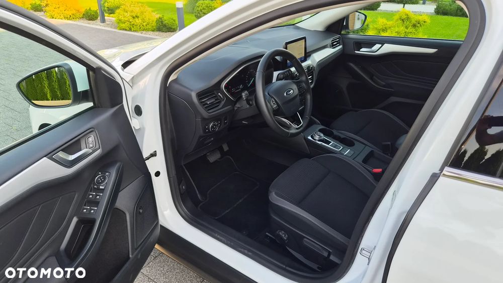 Ford Focus 1.5 EcoBlue Start-Stopp-System TITANIUM DESIGN - 8